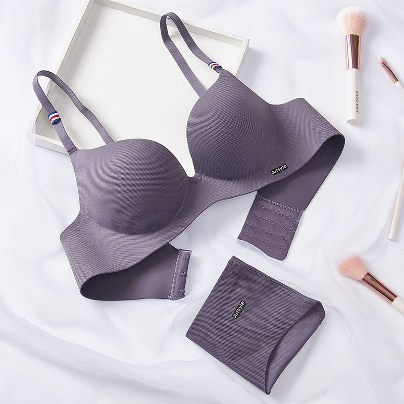 Buy Online Premimum Quality, Trendy and Highly Comfortable Seamless push up Bra - FEYONAS