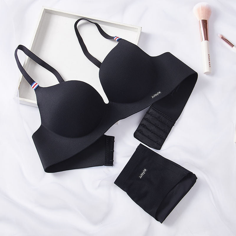 Buy Online Premimum Quality, Trendy and Highly Comfortable Seamless push up Bra - FEYONAS