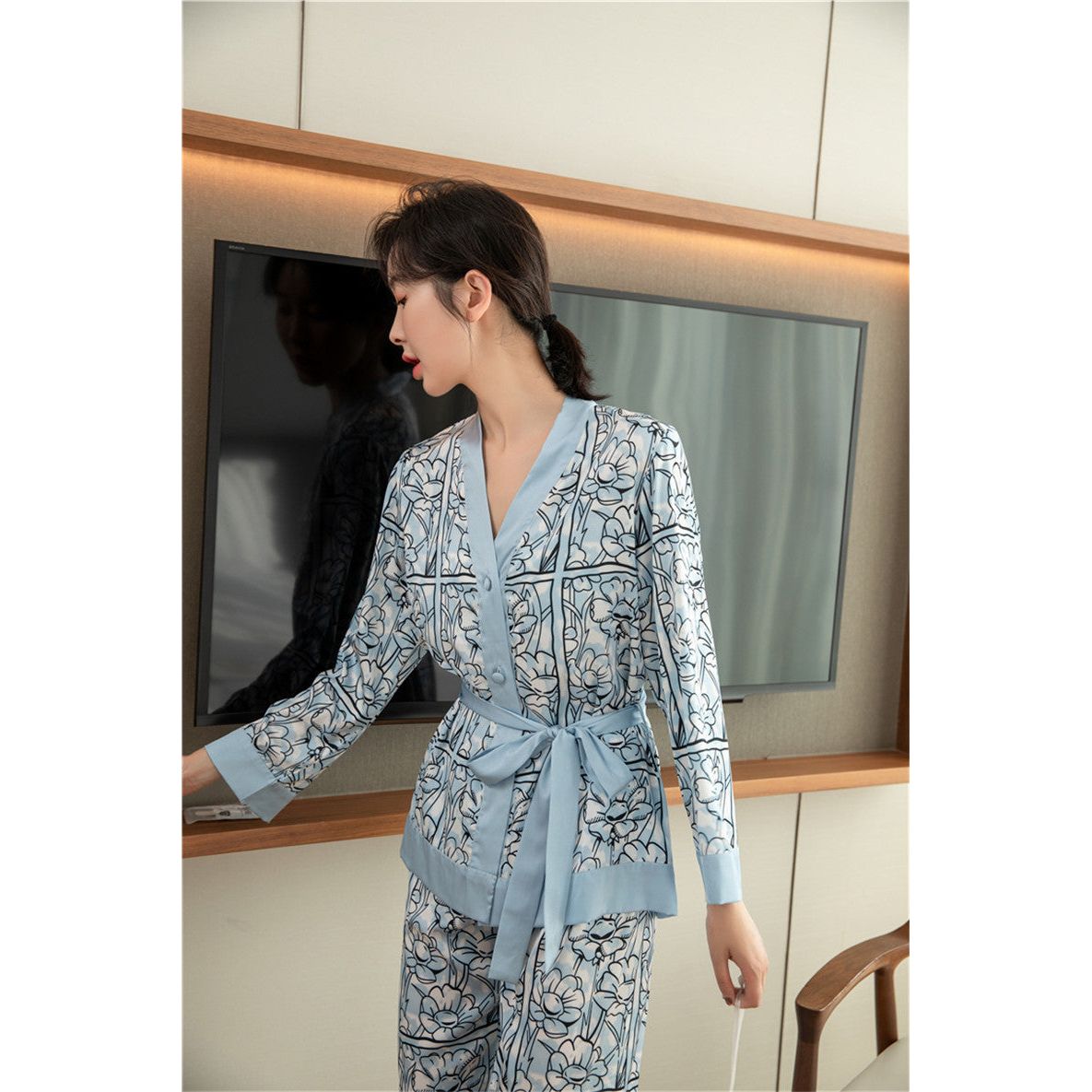 Buy Online Premimum Quality, Trendy and Highly Comfortable Pajamas Women Summer Ice Silk Sweet Imitation - FEYONAS