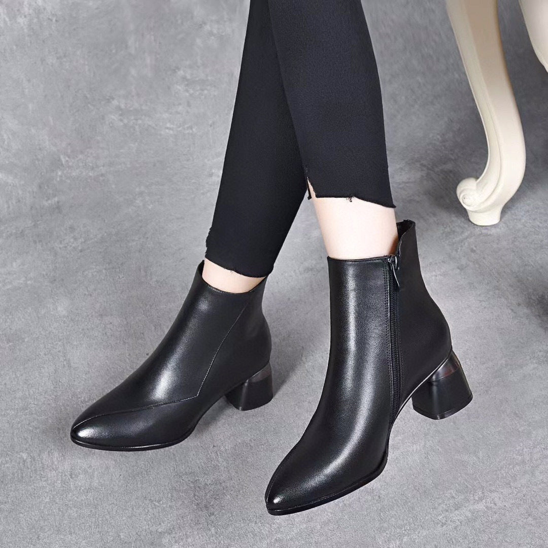 Medium heel boots